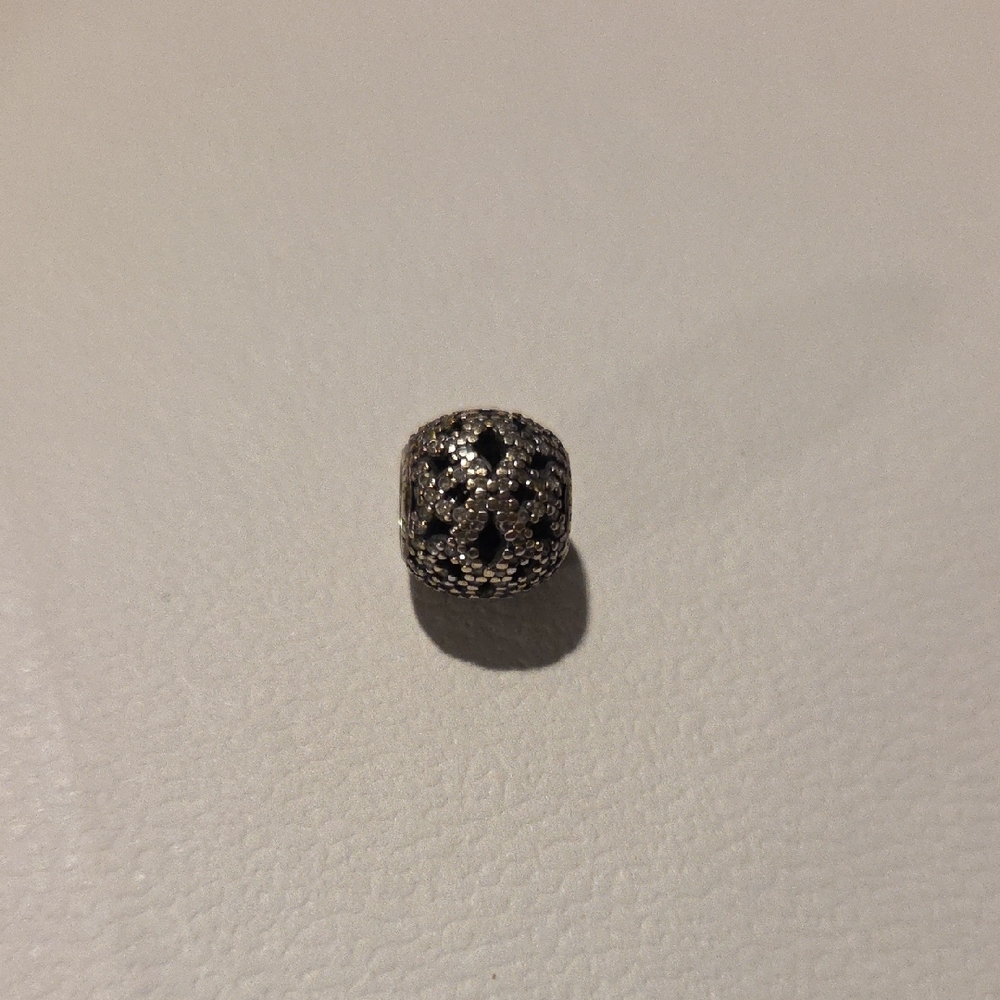 Elegant Silver an Women's Jewelry Bead